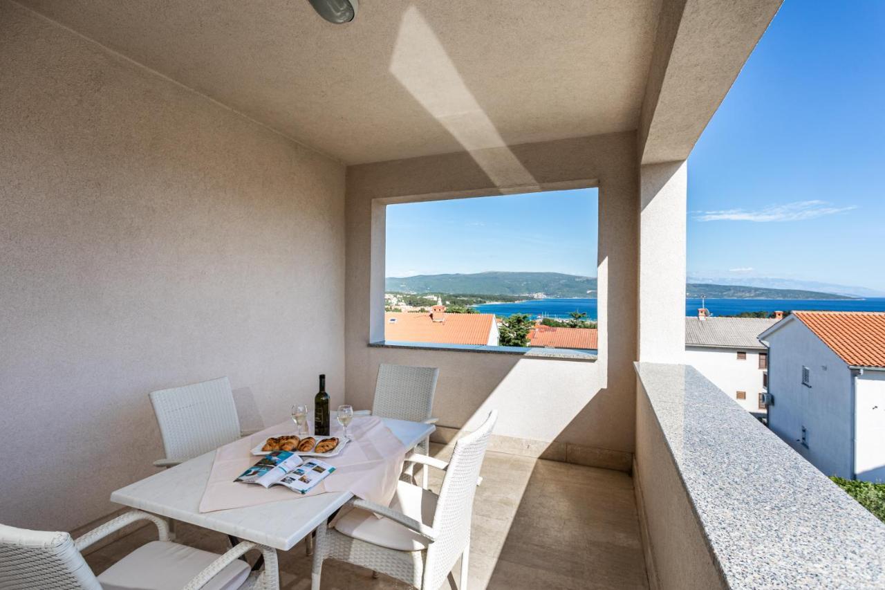 Apartments Villa Ana Krk Town Esterno foto