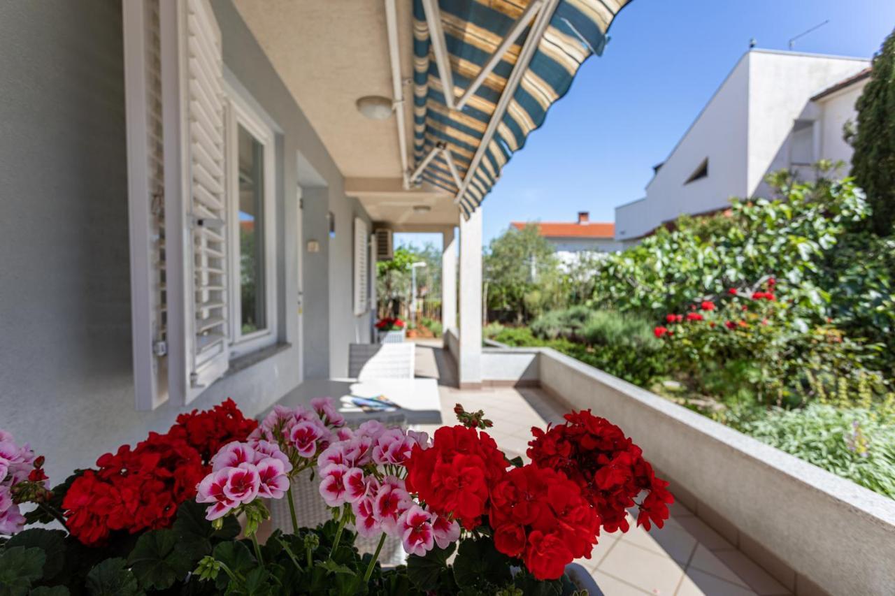 Apartments Villa Ana Krk Town Esterno foto